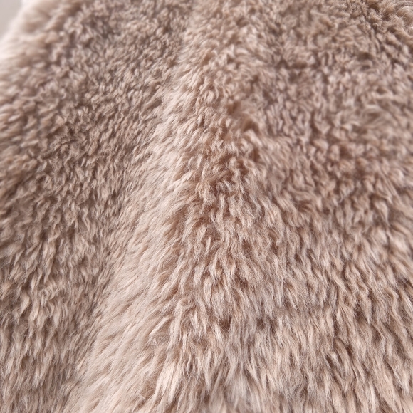 Vest - Picture 8 of 9